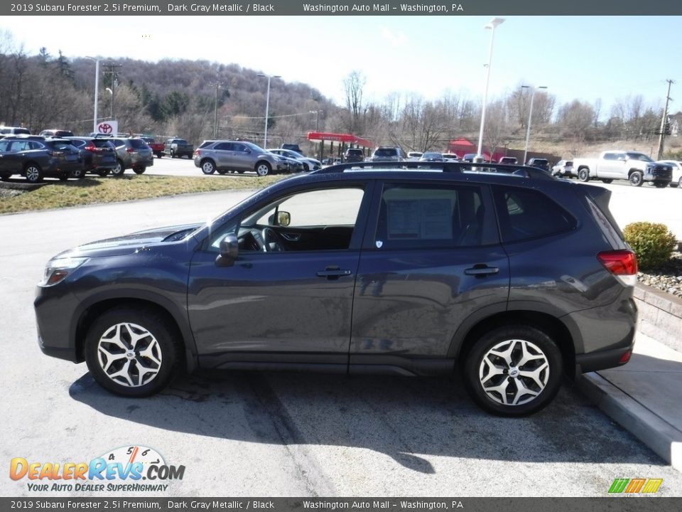 2019 Subaru Forester 2.5i Premium Dark Gray Metallic / Black Photo #18