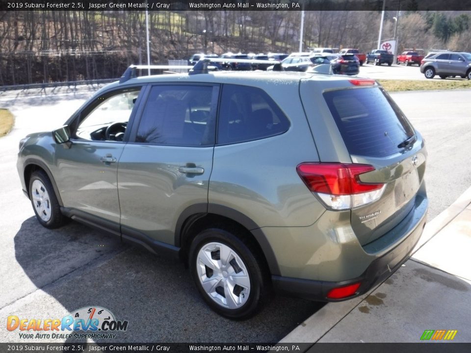 2019 Subaru Forester 2.5i Jasper Green Metallic / Gray Photo #15