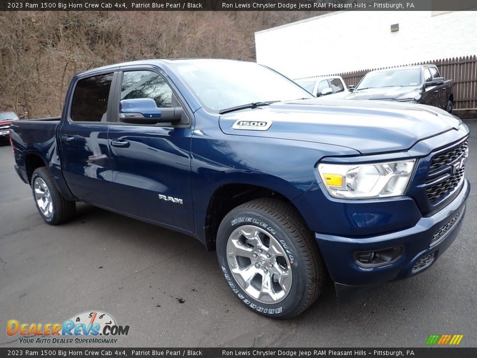 2023 Ram 1500 Big Horn Crew Cab 4x4 Patriot Blue Pearl / Black Photo #8