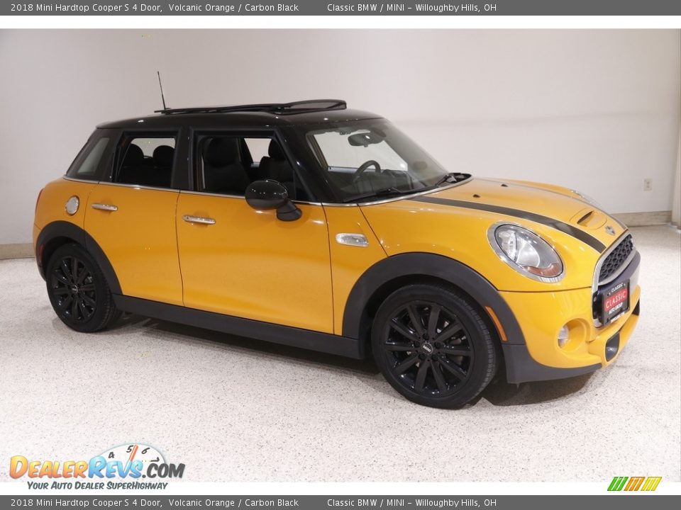 2018 Mini Hardtop Cooper S 4 Door Volcanic Orange / Carbon Black Photo #1