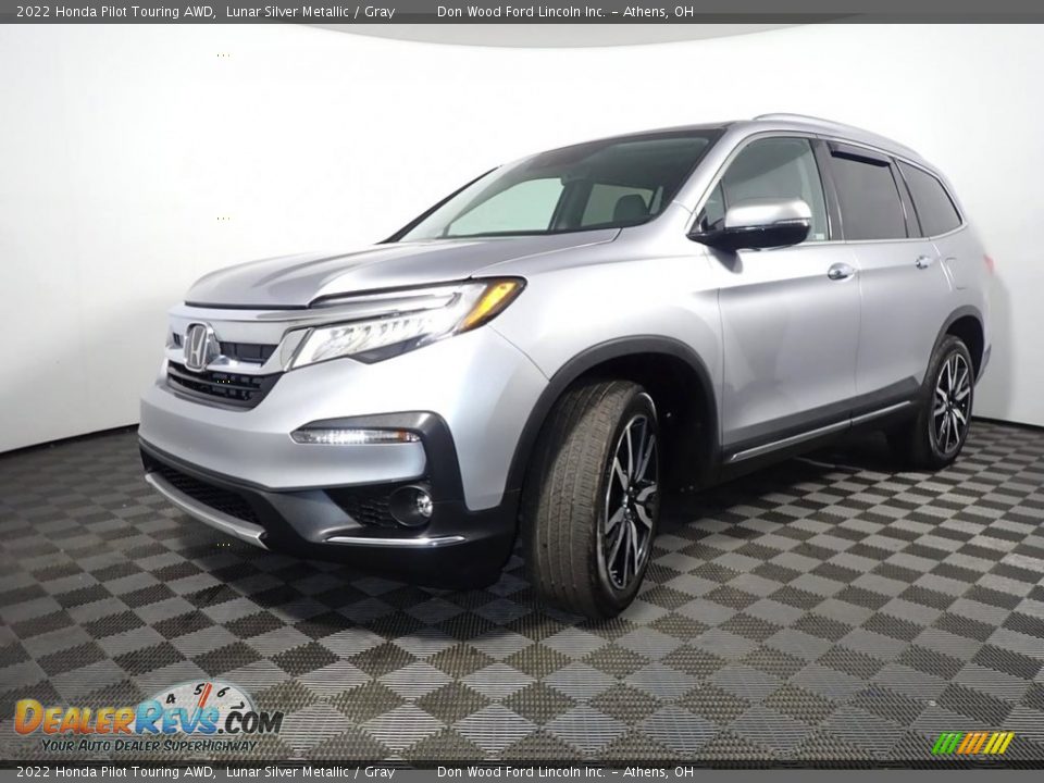 2022 Honda Pilot Touring AWD Lunar Silver Metallic / Gray Photo #11