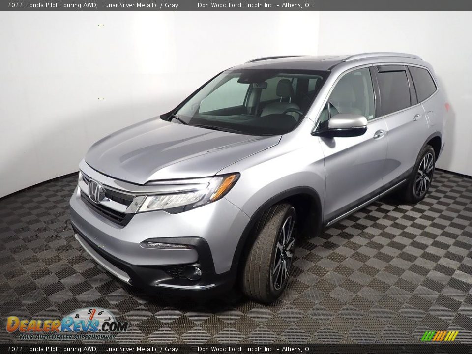 2022 Honda Pilot Touring AWD Lunar Silver Metallic / Gray Photo #12