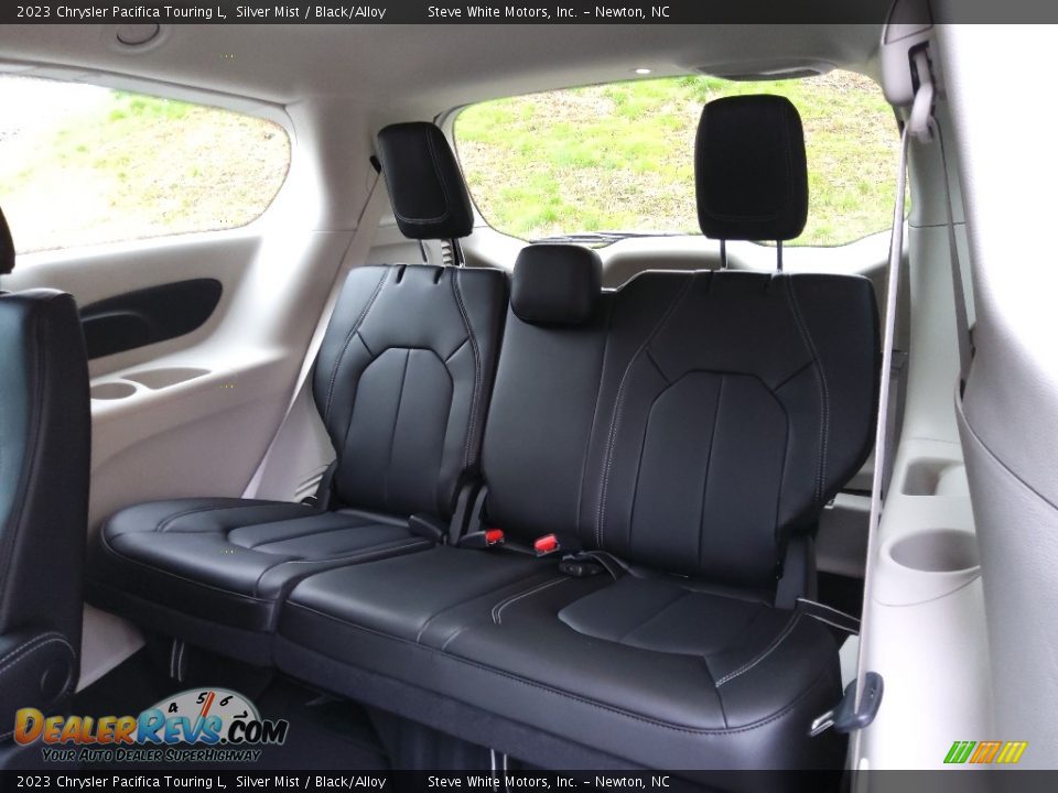 Rear Seat of 2023 Chrysler Pacifica Touring L Photo #14