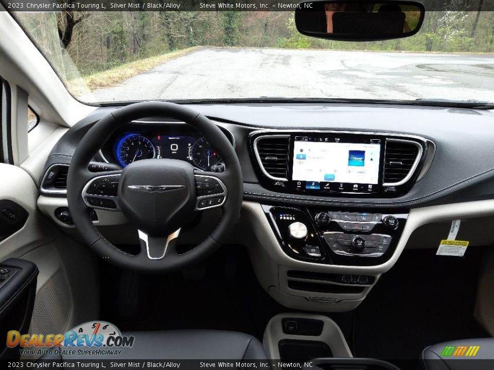 Dashboard of 2023 Chrysler Pacifica Touring L Photo #18