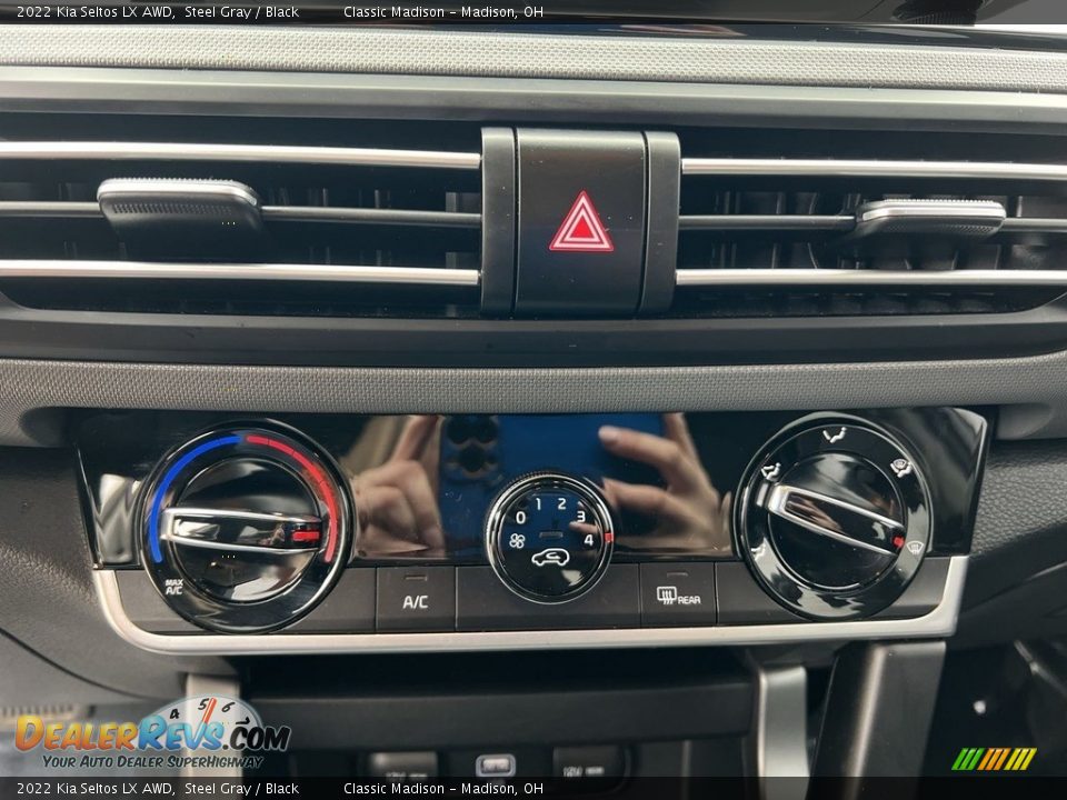2022 Kia Seltos LX AWD Steel Gray / Black Photo #13