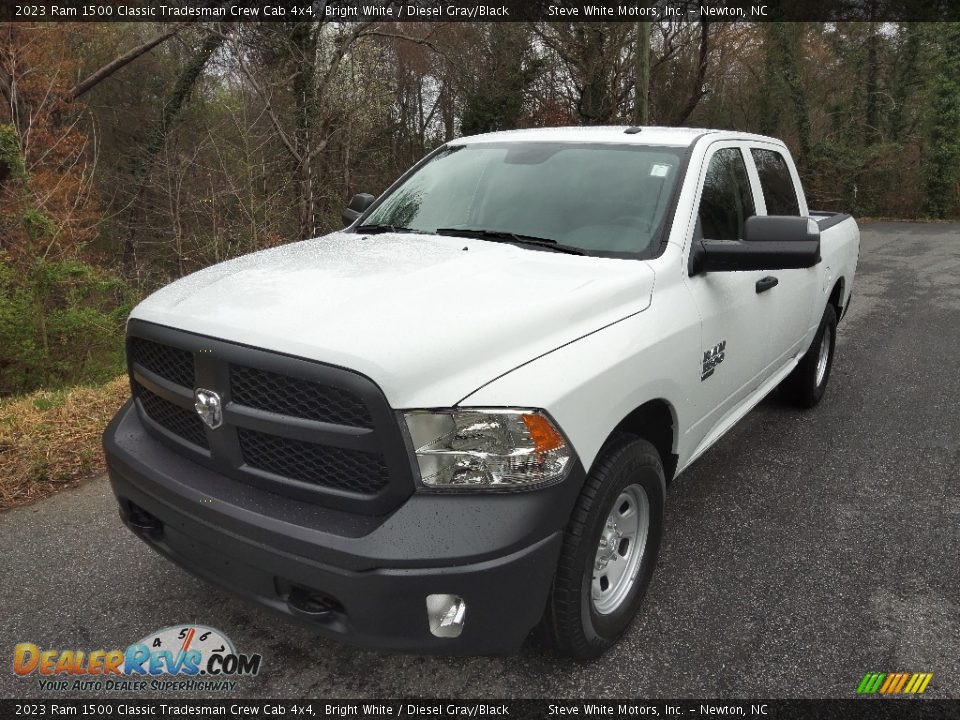 2023 Ram 1500 Classic Tradesman Crew Cab 4x4 Bright White / Diesel Gray/Black Photo #2