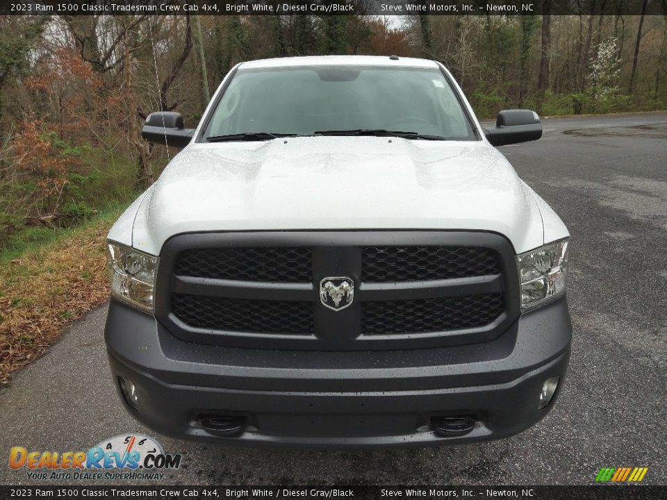 2023 Ram 1500 Classic Tradesman Crew Cab 4x4 Bright White / Diesel Gray/Black Photo #3