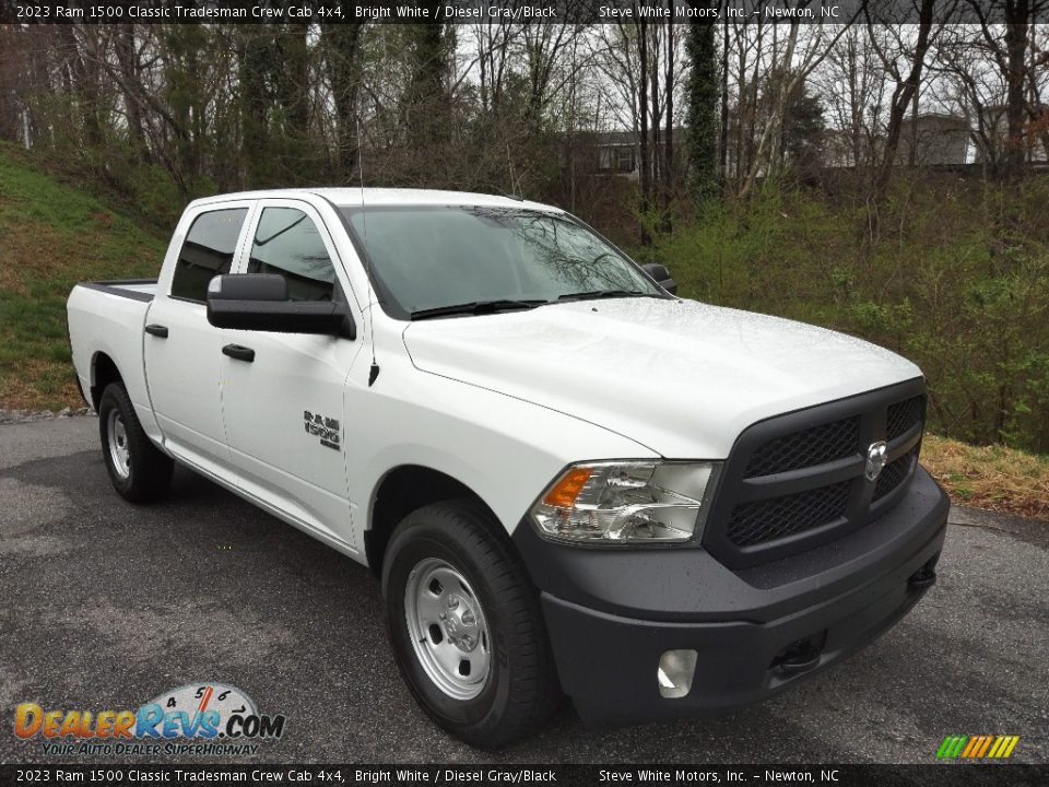 Front 3/4 View of 2023 Ram 1500 Classic Tradesman Crew Cab 4x4 Photo #4