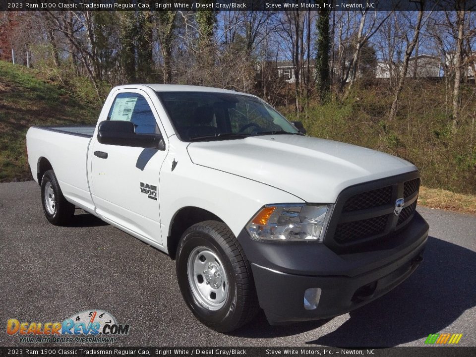 Front 3/4 View of 2023 Ram 1500 Classic Tradesman Regular Cab Photo #3