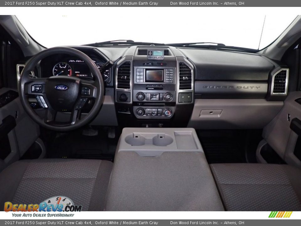 2017 Ford F250 Super Duty XLT Crew Cab 4x4 Oxford White / Medium Earth Gray Photo #21