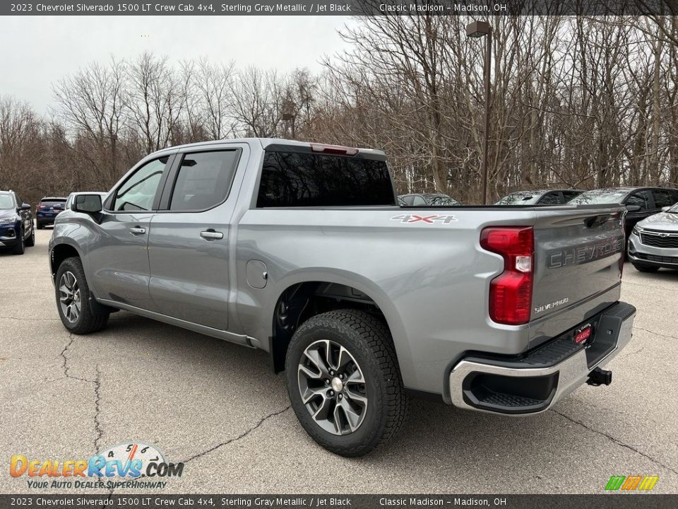 2023 Chevrolet Silverado 1500 LT Crew Cab 4x4 Sterling Gray Metallic / Jet Black Photo #2