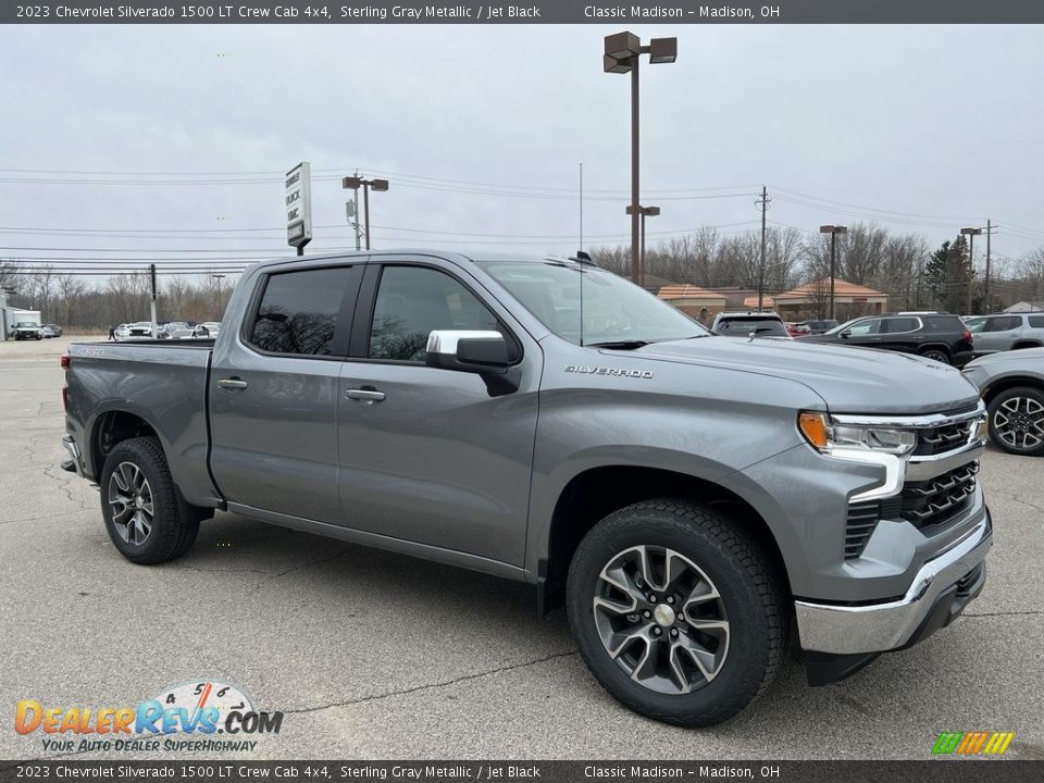 2023 Chevrolet Silverado 1500 LT Crew Cab 4x4 Sterling Gray Metallic / Jet Black Photo #4
