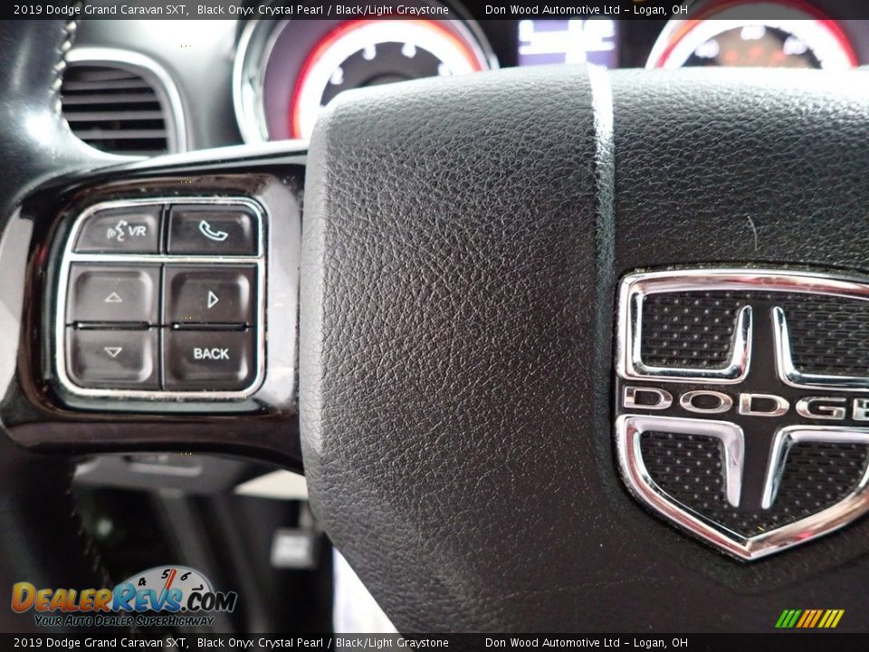 2019 Dodge Grand Caravan SXT Black Onyx Crystal Pearl / Black/Light Graystone Photo #16