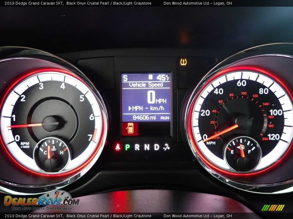 2019 Dodge Grand Caravan SXT Black Onyx Crystal Pearl / Black/Light Graystone Photo #18