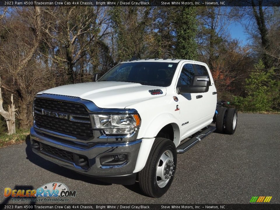 2023 Ram 4500 Tradesman Crew Cab 4x4 Chassis Bright White / Diesel Gray/Black Photo #2