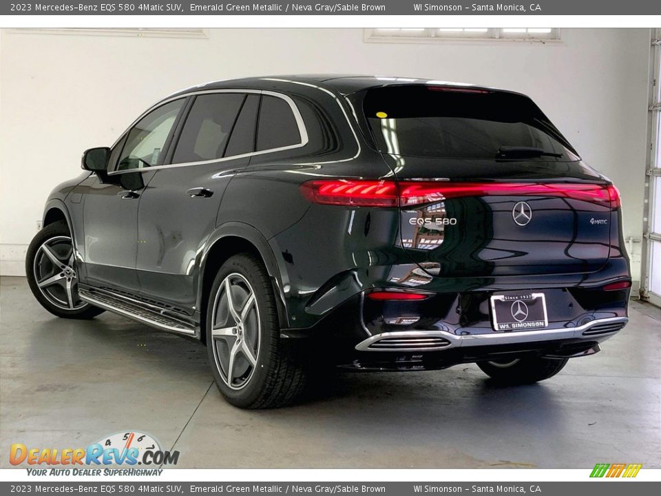 2023 Mercedes-Benz EQS 580 4Matic SUV Emerald Green Metallic / Neva Gray/Sable Brown Photo #2