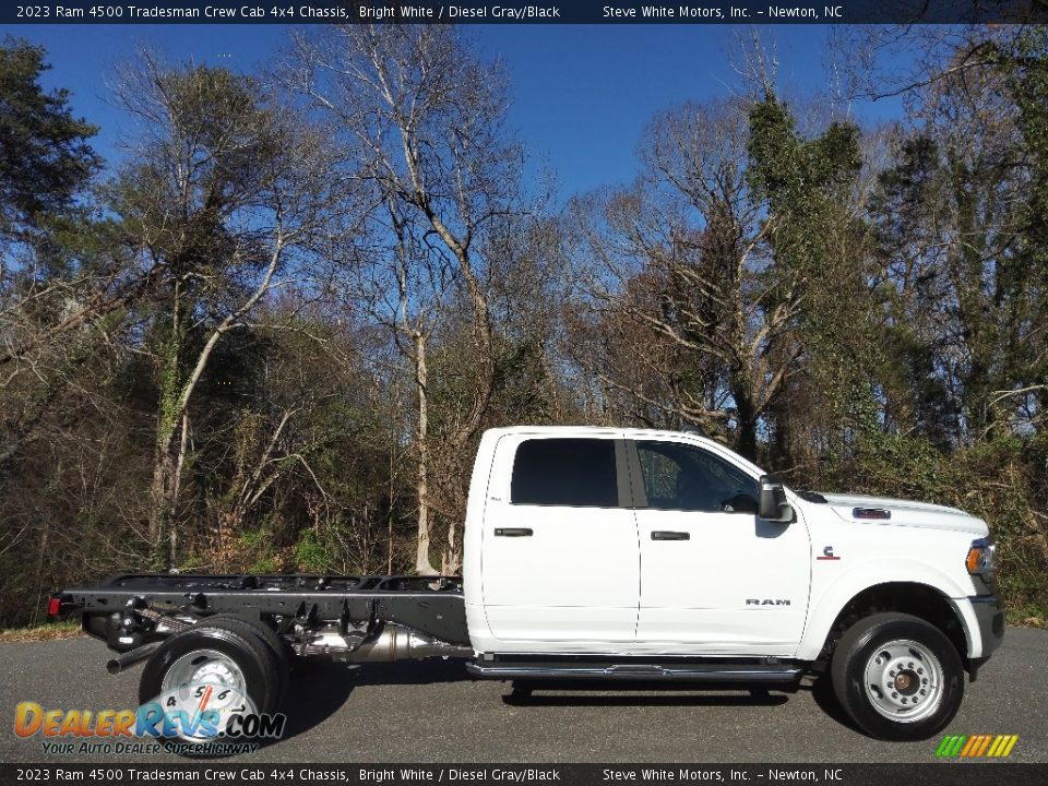 2023 Ram 4500 Tradesman Crew Cab 4x4 Chassis Bright White / Diesel Gray/Black Photo #5