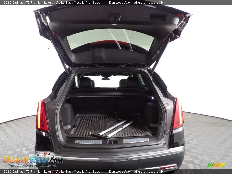 2020 Cadillac XT5 Premium Luxury Stellar Black Metallic / Jet Black Photo #10