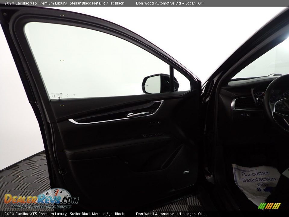 2020 Cadillac XT5 Premium Luxury Stellar Black Metallic / Jet Black Photo #13