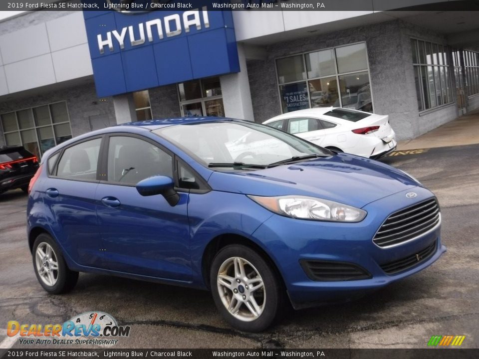 2019 Ford Fiesta SE Hatchback Lightning Blue / Charcoal Black Photo #1