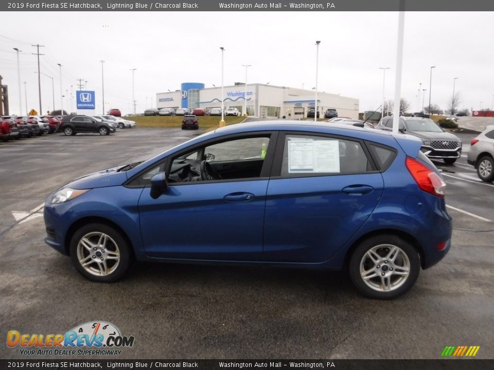 2019 Ford Fiesta SE Hatchback Lightning Blue / Charcoal Black Photo #5