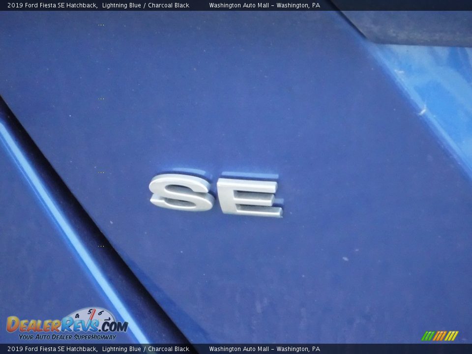 2019 Ford Fiesta SE Hatchback Lightning Blue / Charcoal Black Photo #6