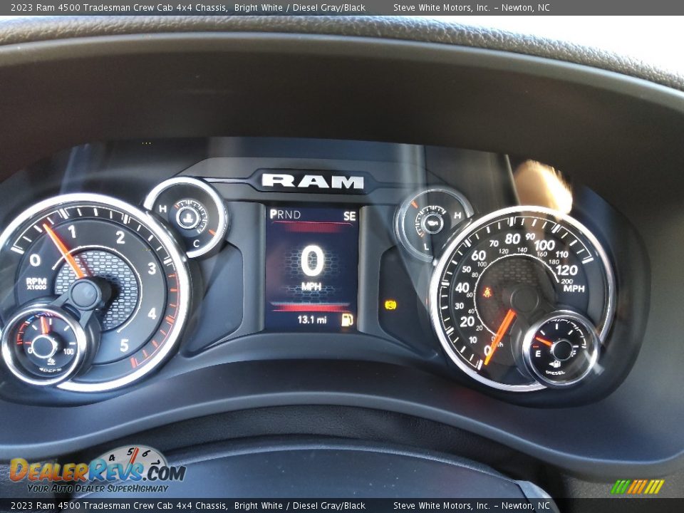 2023 Ram 4500 Tradesman Crew Cab 4x4 Chassis Bright White / Diesel Gray/Black Photo #19