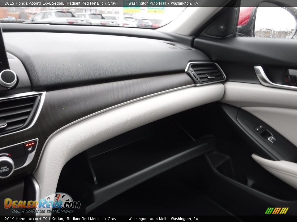 2019 Honda Accord EX-L Sedan Radiant Red Metallic / Gray Photo #31