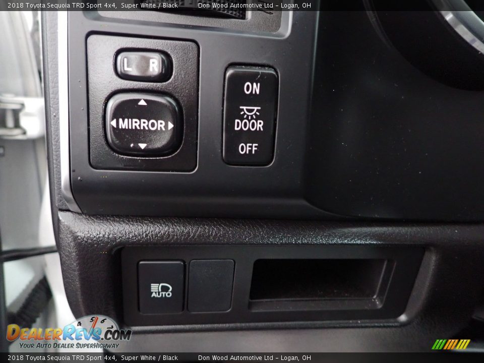 2018 Toyota Sequoia TRD Sport 4x4 Super White / Black Photo #17