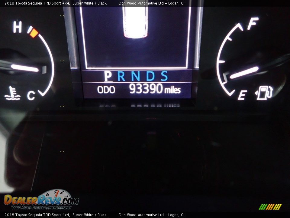 2018 Toyota Sequoia TRD Sport 4x4 Super White / Black Photo #36