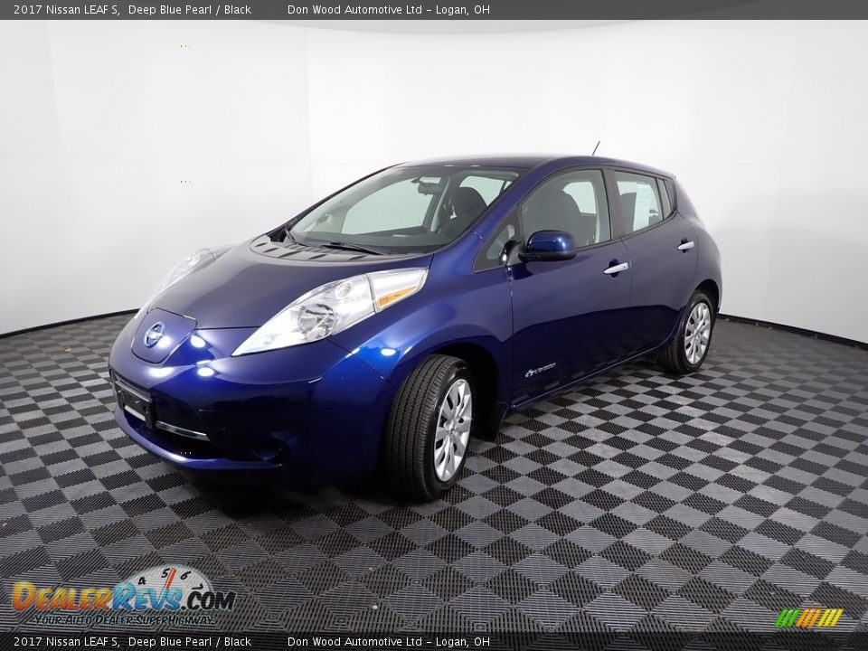 Deep Blue Pearl 2017 Nissan LEAF S Photo #5