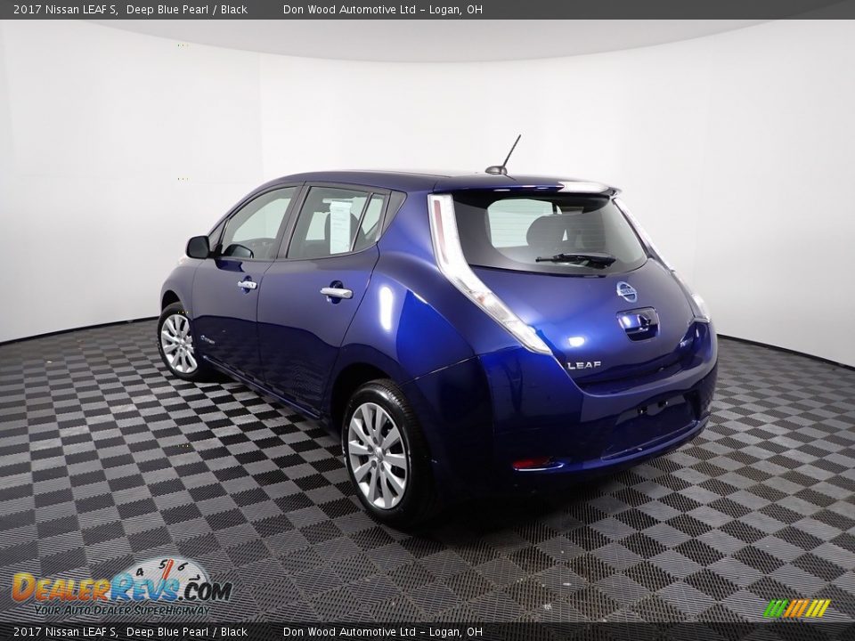 2017 Nissan LEAF S Deep Blue Pearl / Black Photo #6