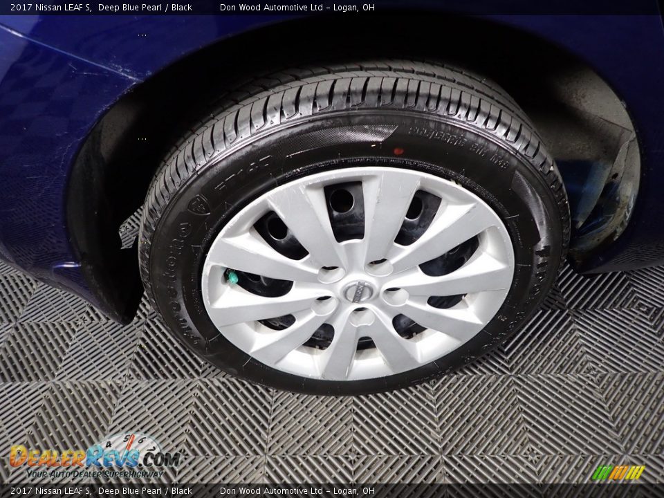 2017 Nissan LEAF S Wheel Photo #29