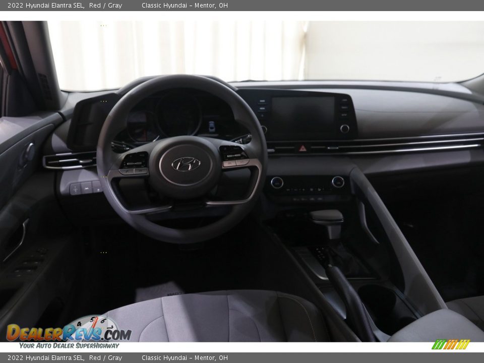 2022 Hyundai Elantra SEL Red / Gray Photo #6