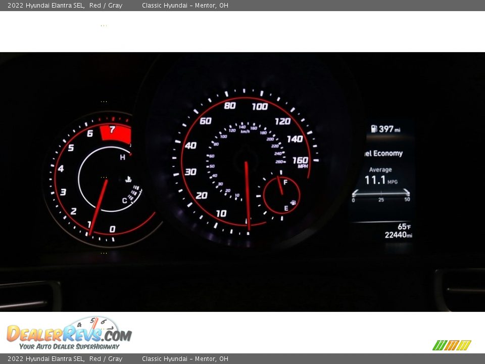 2022 Hyundai Elantra SEL Red / Gray Photo #8