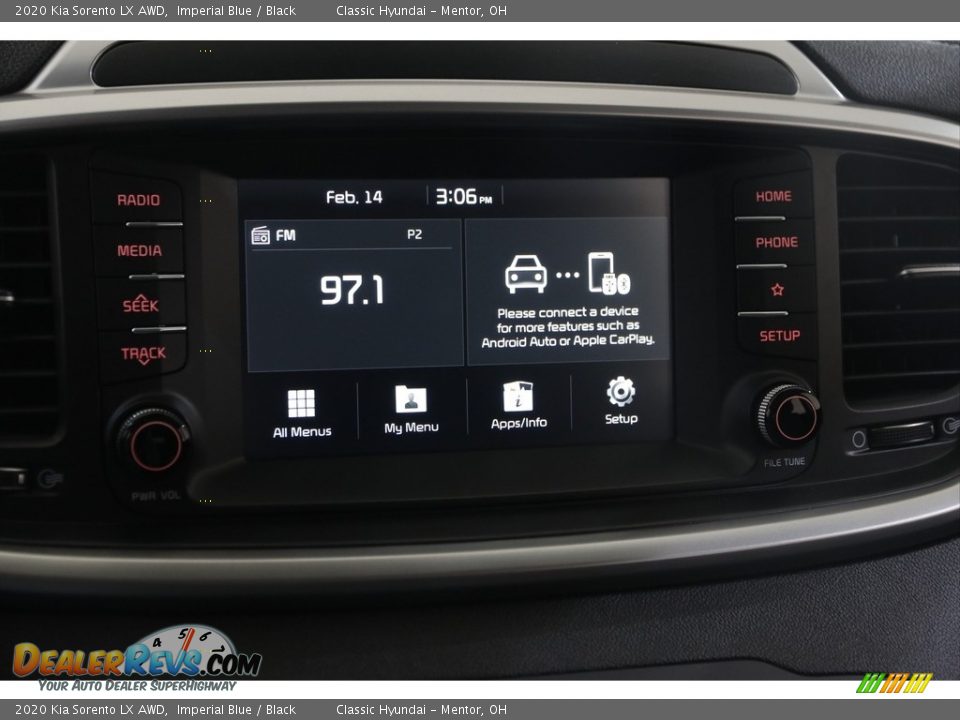 Controls of 2020 Kia Sorento LX AWD Photo #10