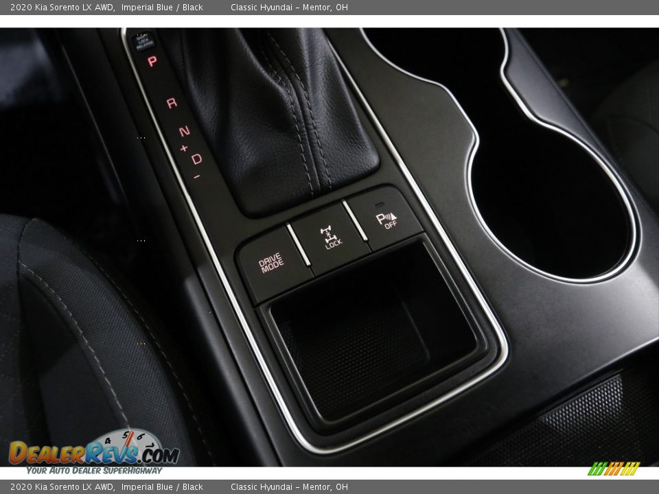 Controls of 2020 Kia Sorento LX AWD Photo #14