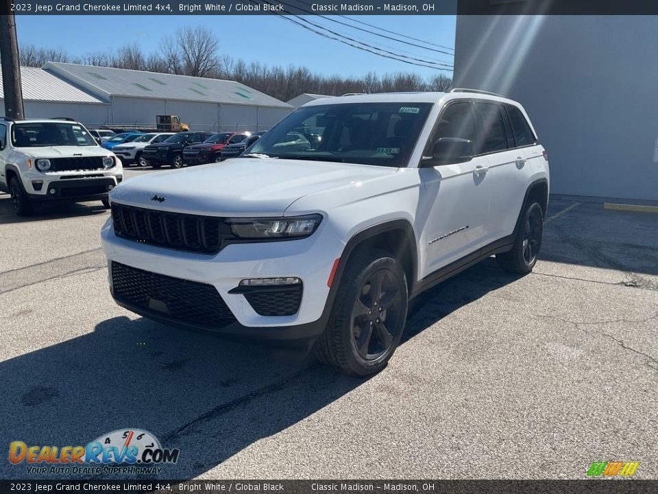 2023 Jeep Grand Cherokee Limited 4x4 Bright White / Global Black Photo #7
