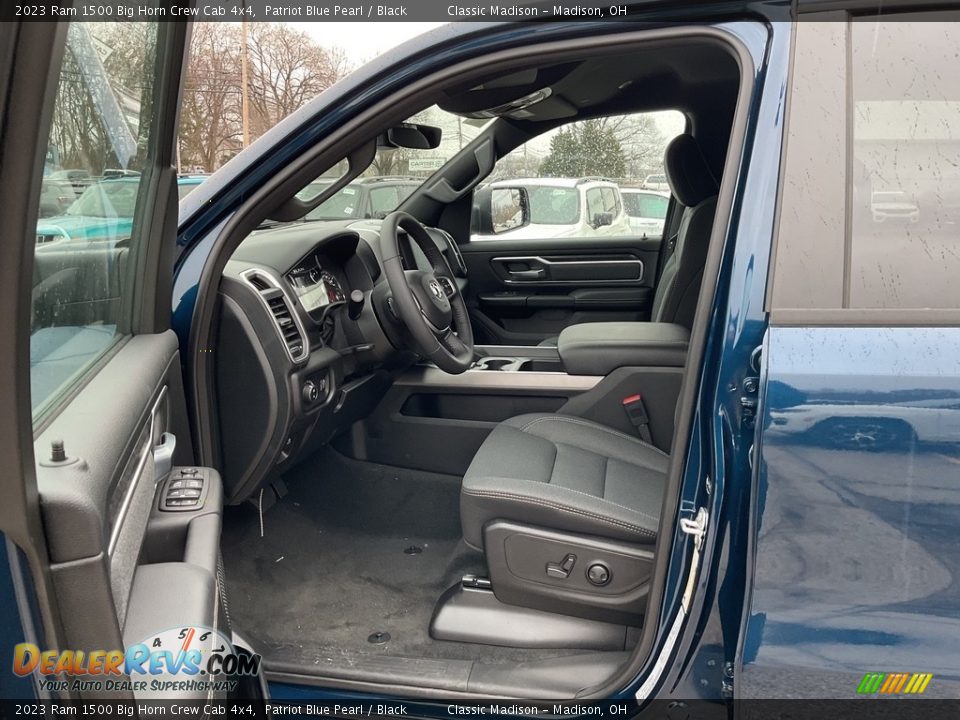 2023 Ram 1500 Big Horn Crew Cab 4x4 Patriot Blue Pearl / Black Photo #2