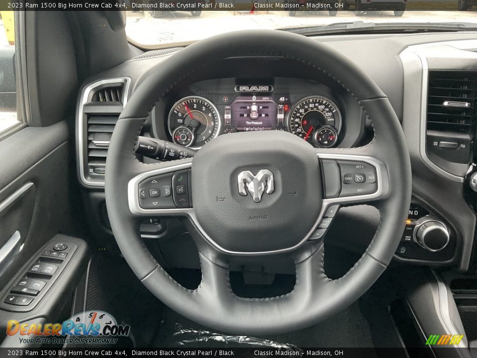 2023 Ram 1500 Big Horn Crew Cab 4x4 Diamond Black Crystal Pearl / Black Photo #5