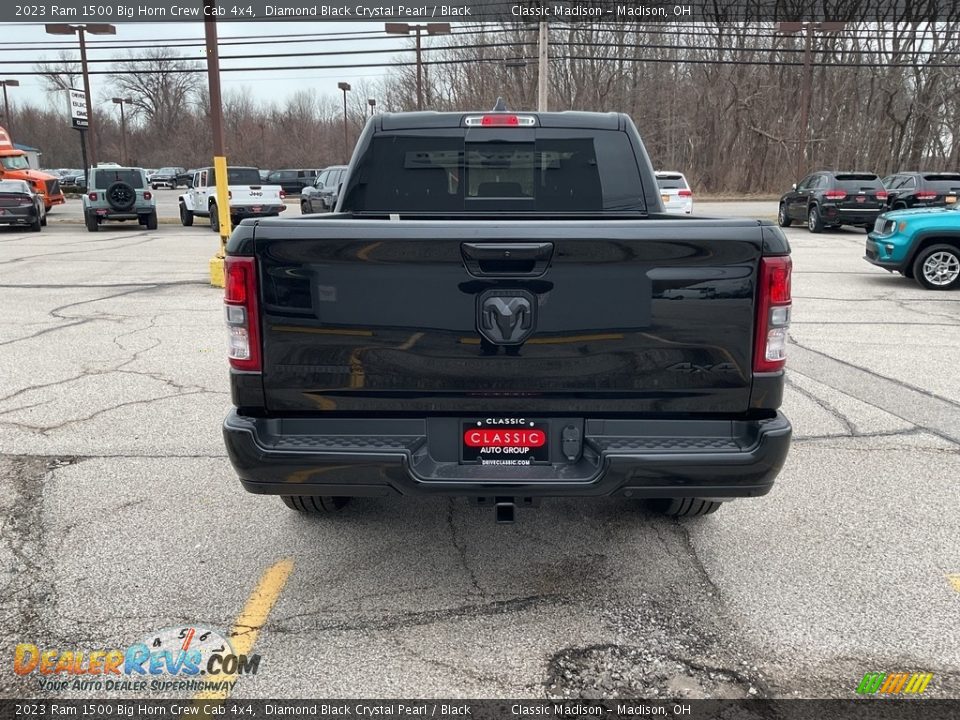 2023 Ram 1500 Big Horn Crew Cab 4x4 Diamond Black Crystal Pearl / Black Photo #11