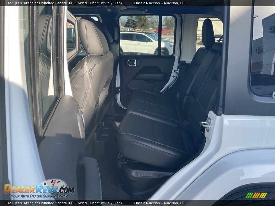 2023 Jeep Wrangler Unlimited Sahara 4XE Hybrid Bright White / Black Photo #3
