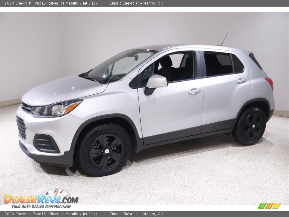 2020 Chevrolet Trax LS Silver Ice Metallic / Jet Black Photo #3