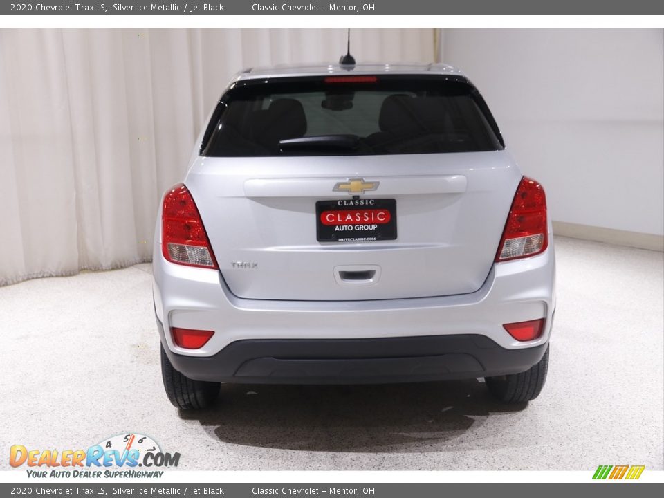 2020 Chevrolet Trax LS Silver Ice Metallic / Jet Black Photo #15