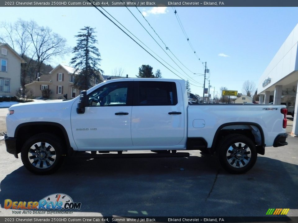 2023 Chevrolet Silverado 2500HD Custom Crew Cab 4x4 Summit White / Jet Black Photo #11