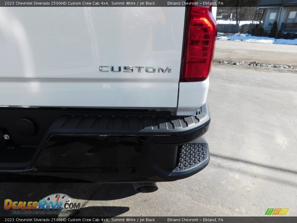 2023 Chevrolet Silverado 2500HD Custom Crew Cab 4x4 Summit White / Jet Black Photo #15