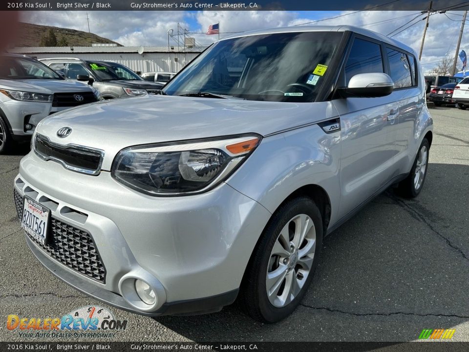 2016 Kia Soul ! Bright Silver / Black Photo #3