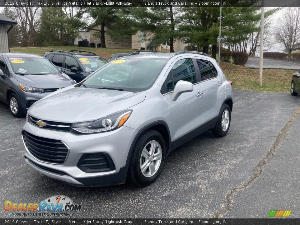 2019 Chevrolet Trax LT Silver Ice Metallic / Jet Black/­Light Ash Gray Photo #2