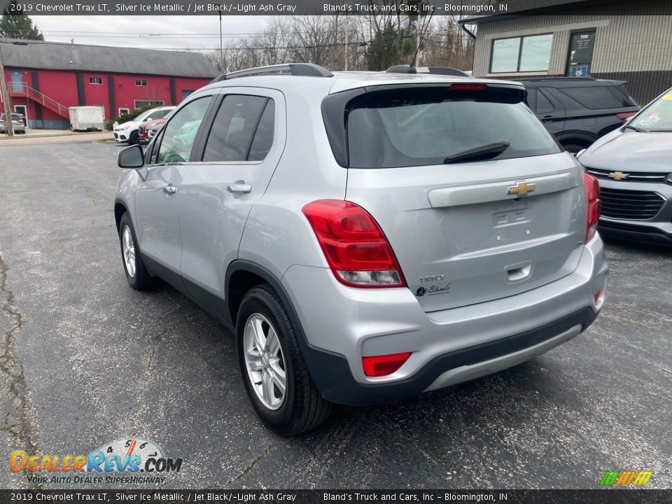 2019 Chevrolet Trax LT Silver Ice Metallic / Jet Black/­Light Ash Gray Photo #3