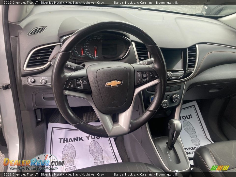 2019 Chevrolet Trax LT Silver Ice Metallic / Jet Black/­Light Ash Gray Photo #12